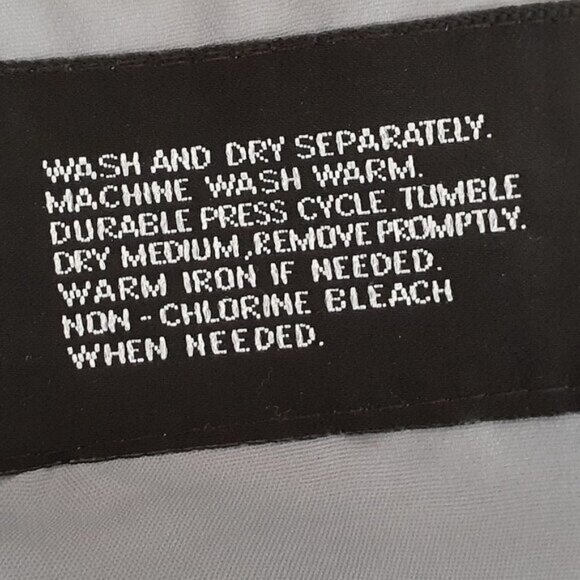 Men's HAGGAR Gray Blazer, Sports Jacket with Gold, Crest Buttons; Size 46 - Picture 7 of 7